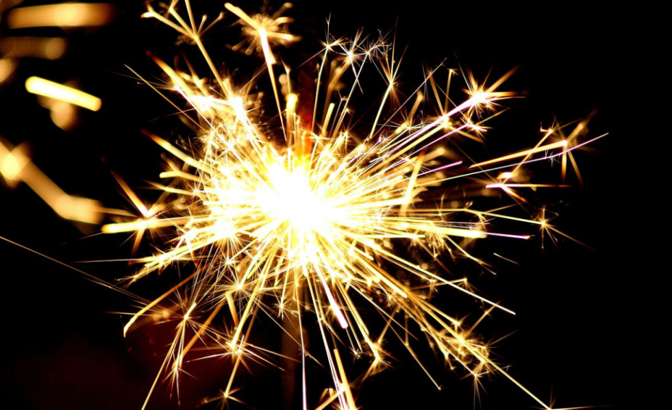 Sparkler 477598 1280