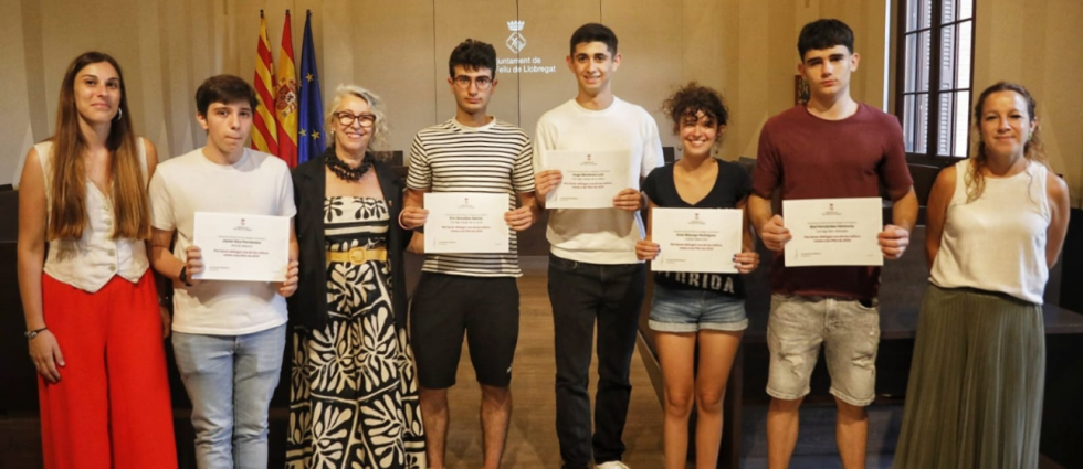 Sant Feliu premia a sus alumnos con mejores notas en las PAU 2025