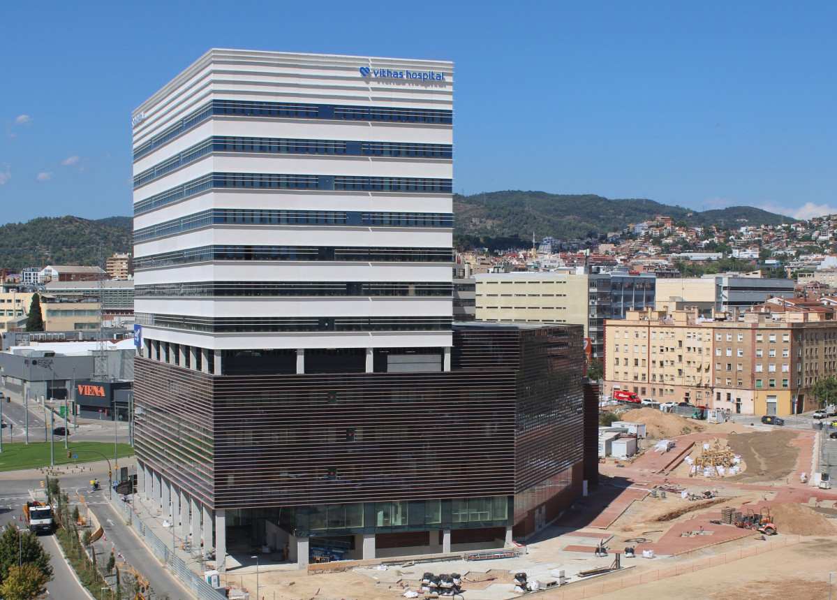 El edificio del hospital en Esplugues