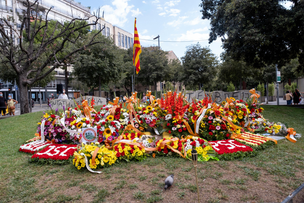 20210911 Ofrena floral Diada 1869