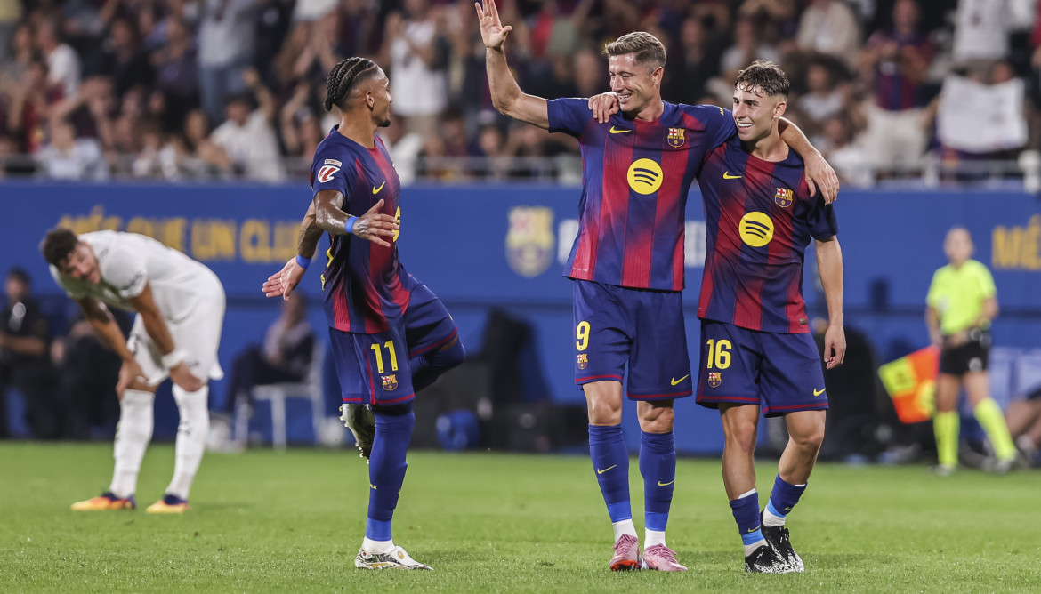 EuropaPress 6954750 robert lewandowski of fc barcelona celebrates goal during the spanish