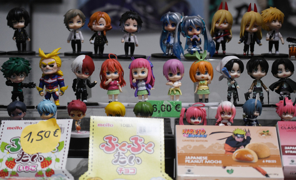 EuropaPress 5263262 munecos expuestos estand vii edicion madrid otaku pabellon cristal casa