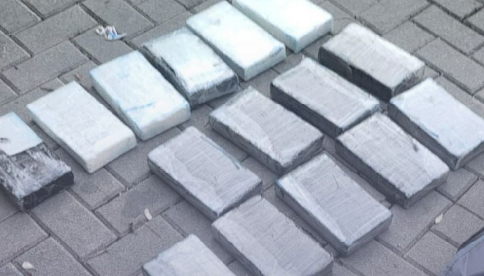 Cocaina incautada @Policia Castelldefels