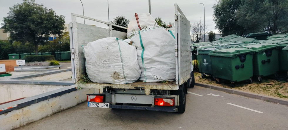 Aumenta un 183 % la recogida de poda en Abrera en solo seis meses