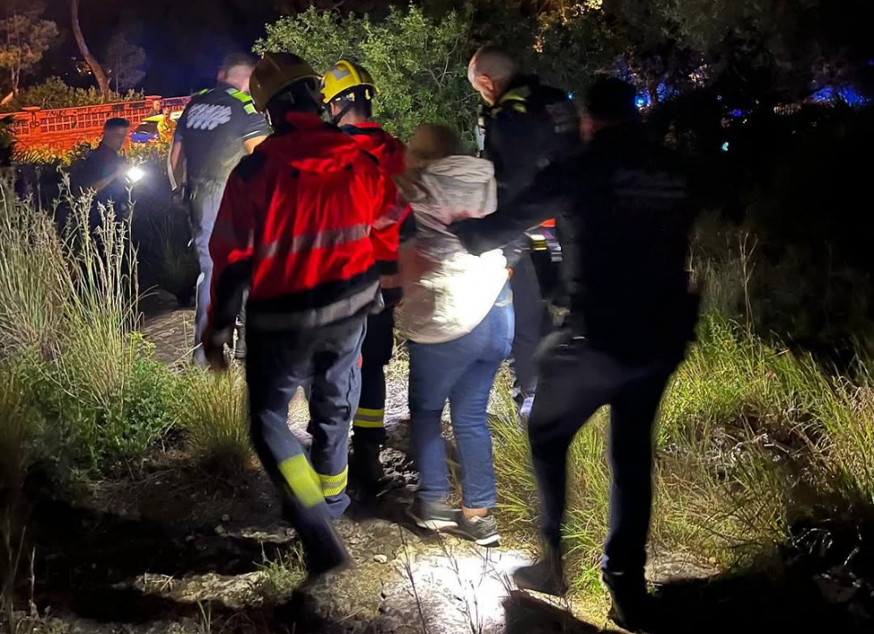 Rescatan una persona de 80 años con Alzheimer perdida en el bosque de Castelldefels