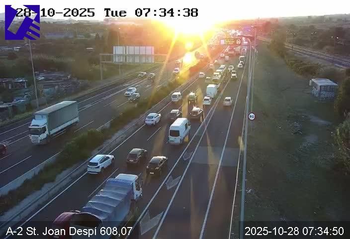 Retenciones en las principales vías del Baix Llobregat durante la mañana del martes