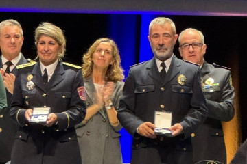 🏅 El cap de la Policia Local de Castelldefels, Raúl Vergel Blanes, rep la Medalla al Mèrit Prof