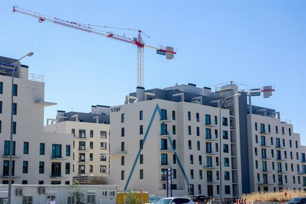 La AMB da un 'paso más' para garantizar un hogar digno en el Baix Llobregat: más de 200 pisos, al caer