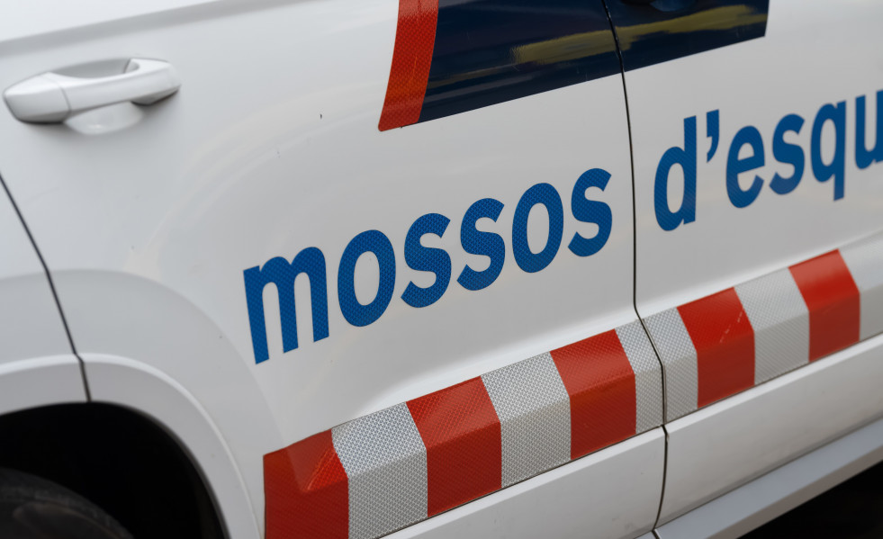 Archivo - Un vehículo de los Mossos d’Esquadra, a 16 de julio de 2024, en Barcelona, Catalunya (España). Los Mossos d’Esquadra es la policía autonómica de Cataluña, siendo parte de las fuerza