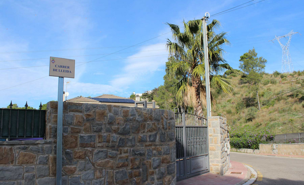 Placa carrer Valldaina