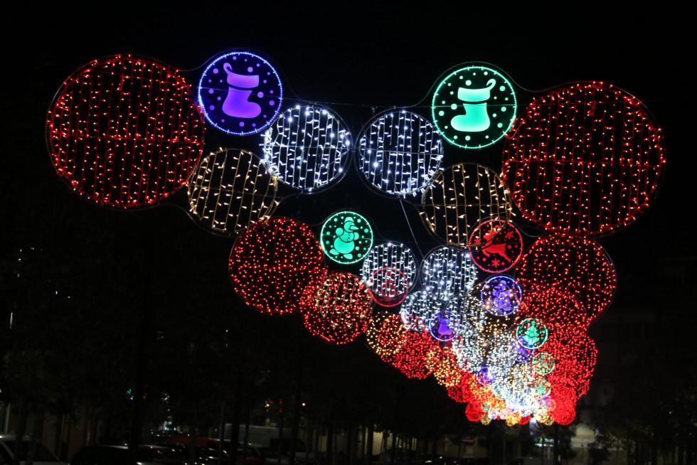 Martorell enciende la Navidad: primeras luces, ambiente festivo y apertura de la pista de hielo