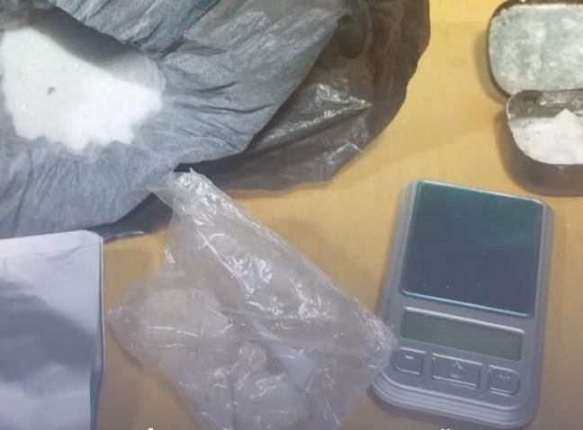 Detenida en Castelldefels una persona por conducir sin carnet y llevar drogas en el vehículo