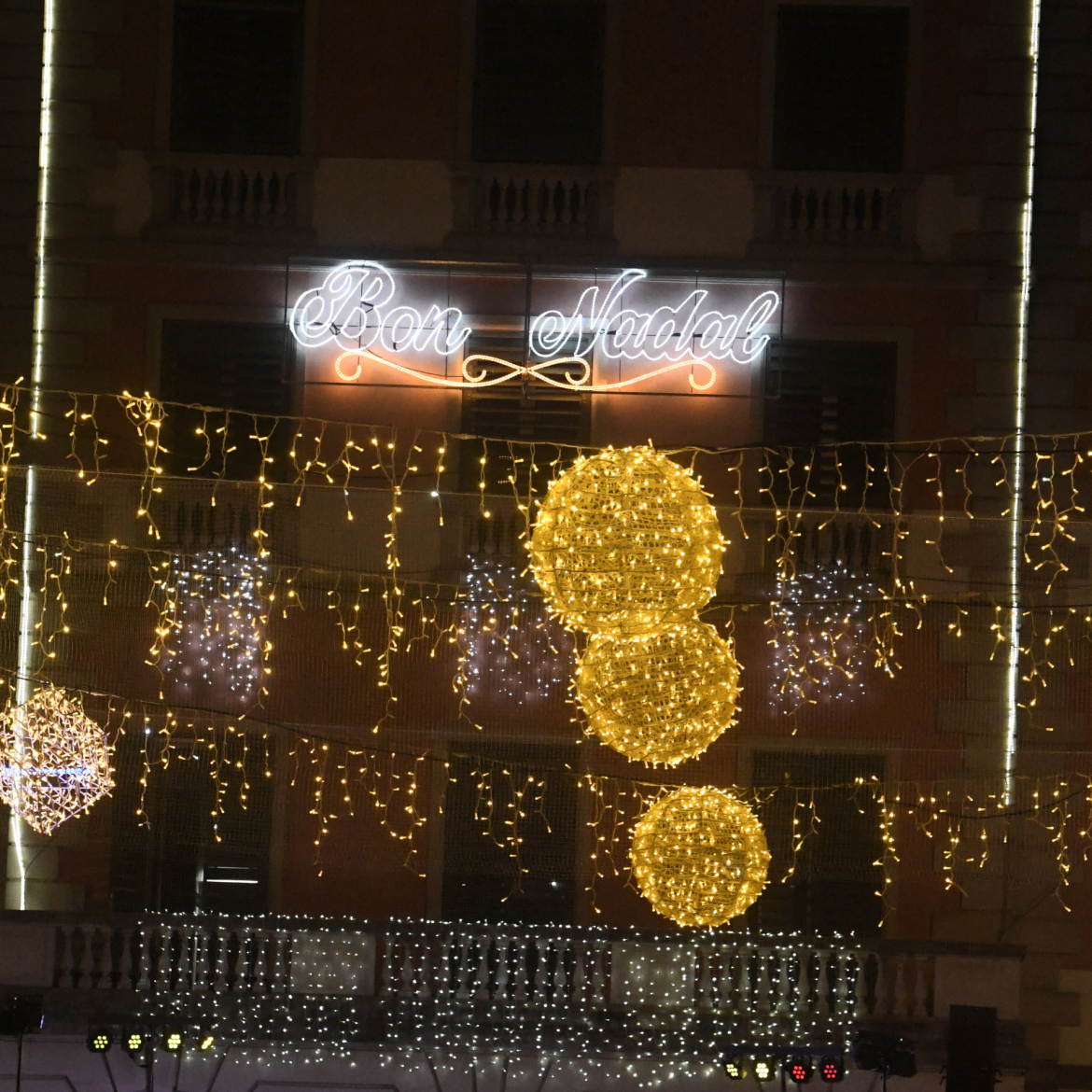 Castelldefels enciende su Navidad este sábado con un espectáculo especial