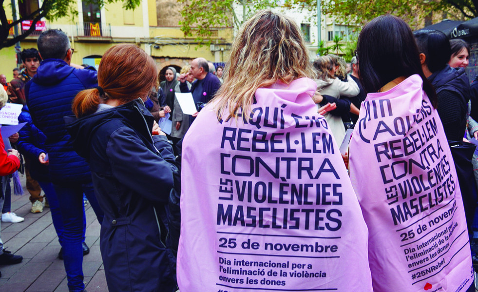 25 N Aquí ens rebel·lem web