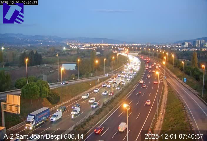 Atascos matinales en las principales vías del Baix Llobregat