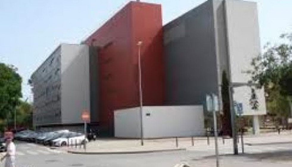 El Parlament aprueba, a propuesta del PP, la recuperación de las plazas de la Frederica Montseny