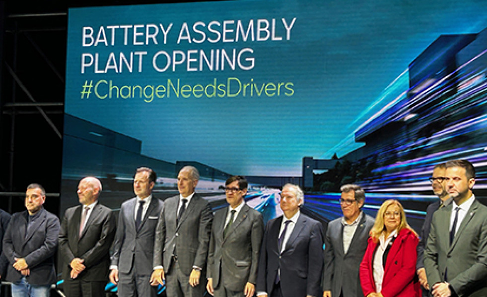 2025 INAUG BETERIES SEAT1