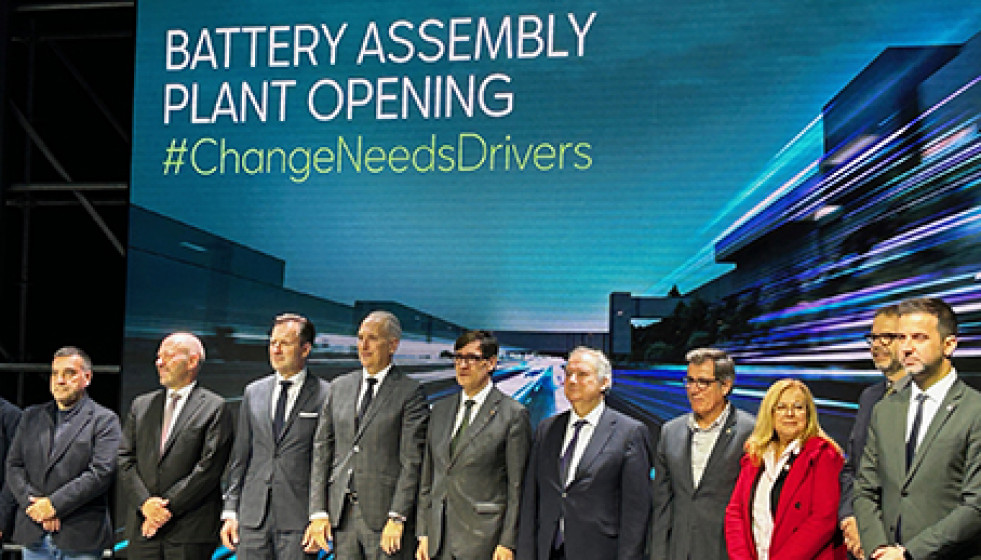 2025 INAUG BETERIES SEAT1