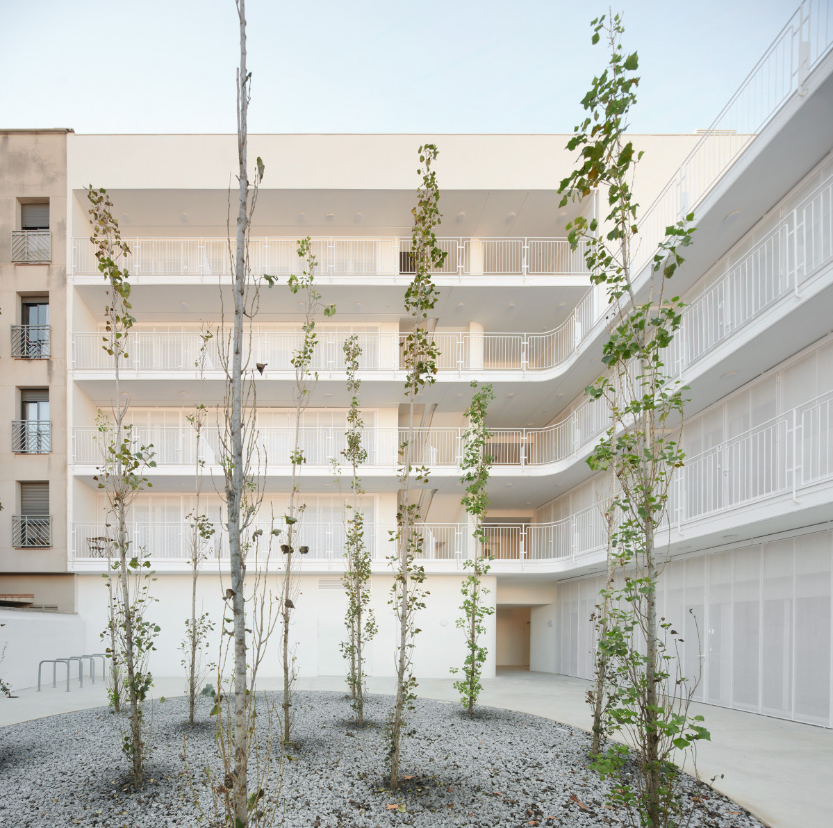 22 habitatges a Viladecans. Autoria AV62 Arquitectos   Calderon Folch Studio. Foto José Hevia (1)