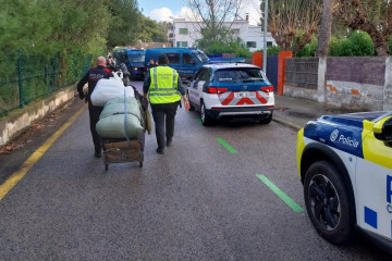 🚨 Operativo conjunto contra el top manta 🚨Hoy se ha llevado a cabo una importante operación co
