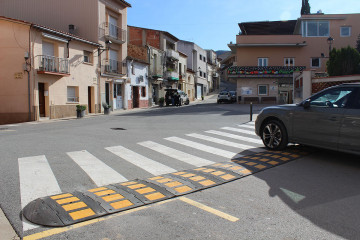 Banda reductora velocitat placa