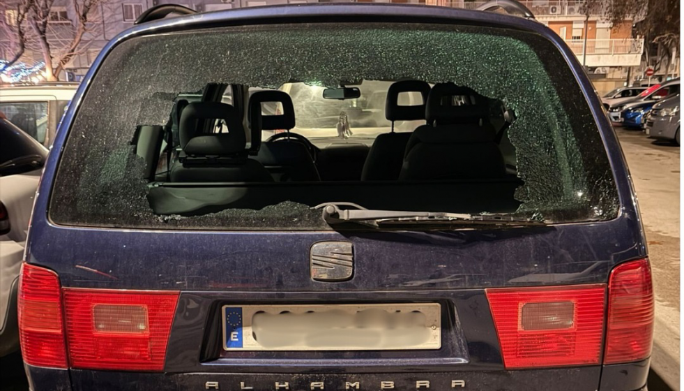 🚨 Detenido por robar en un vehículo rompiendo la luna trasera🚓 En los últimos días, ante el au (1)