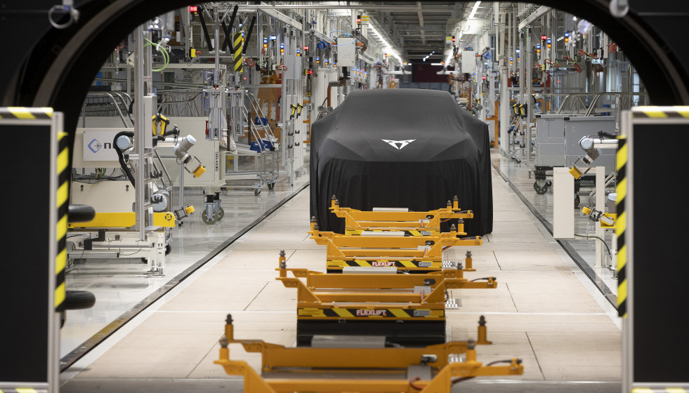 Archivo - Un coche Cupra en la planta de Martorell (Barcelona) de Seat y Cupra.