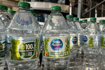 EuropaPress 5943301 botellas nestle aquarel fabricadas plastico reciclado