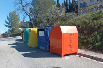 Contenidor roba poble  3