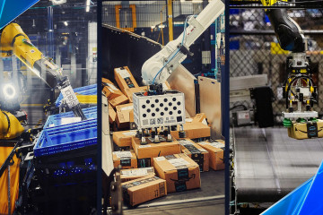 About amazon hero inline003 amazon deliveringthefuture shv1 robotics roboticarms 2550x1434