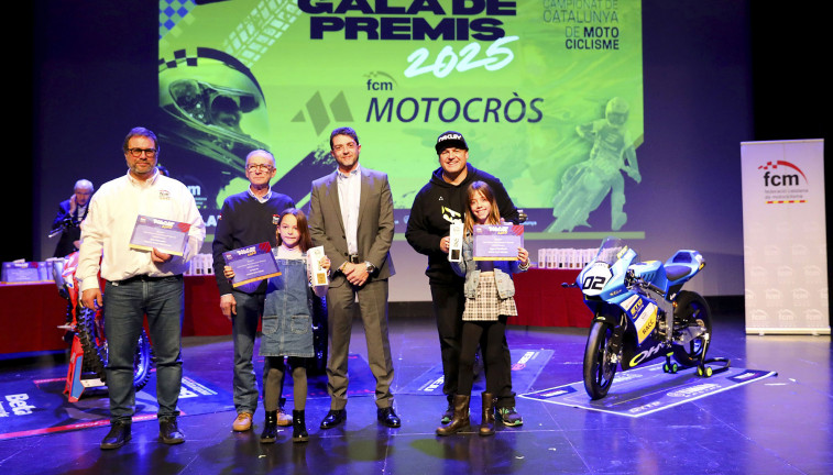 Carina Soto gala FMC grup  1  (1)