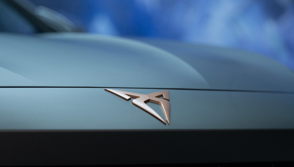 Archivo - Volkswagen y Cupra retiran del mercado unos 94.00coches eléctricos por riesgo de incendio en la batería