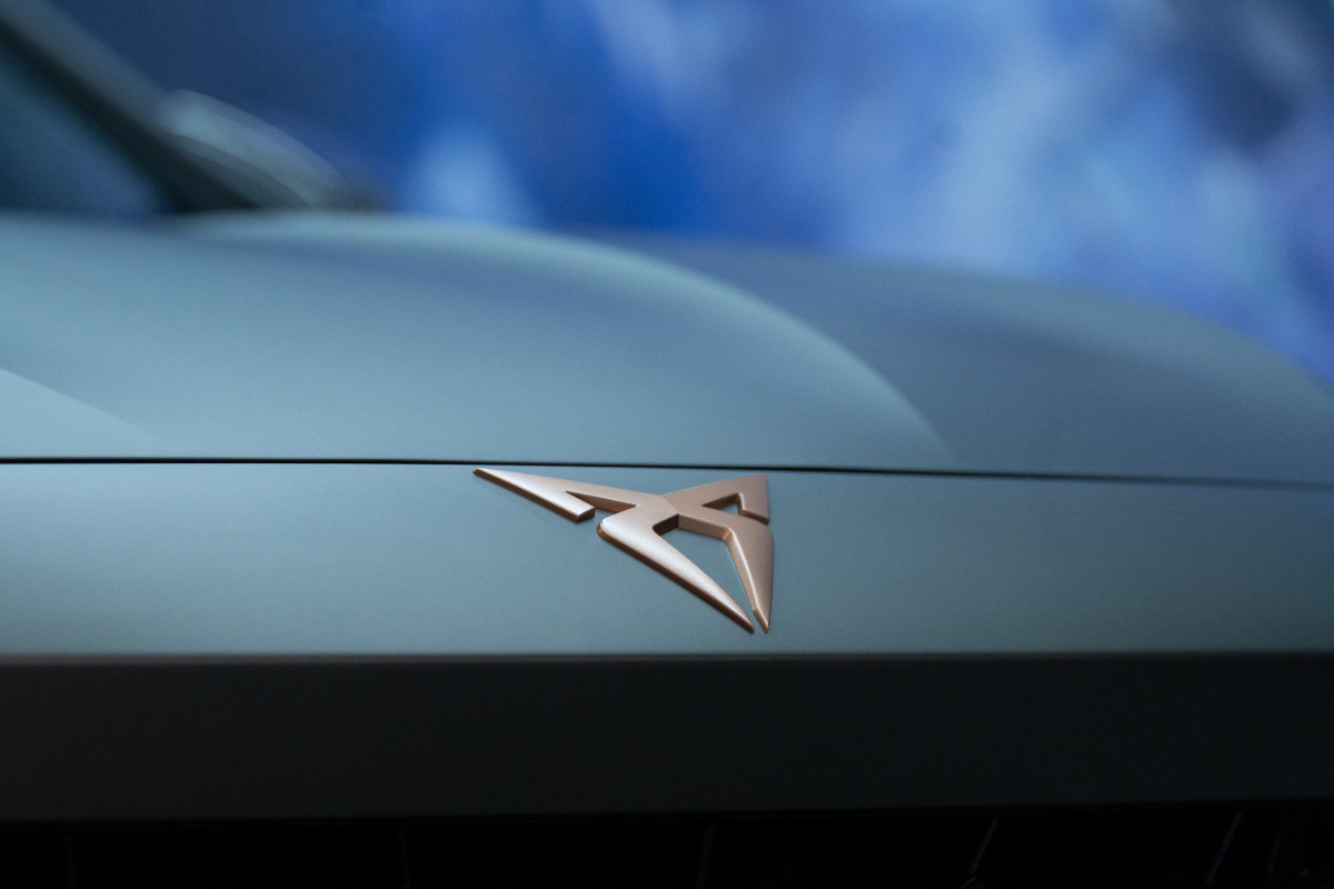 Archivo - Volkswagen y Cupra retiran del mercado unos 94.00coches eléctricos por riesgo de incendio en la batería