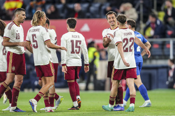 EuropaPress 7401796 mikel oyarzabal of spain celebrates goal with teammates during the