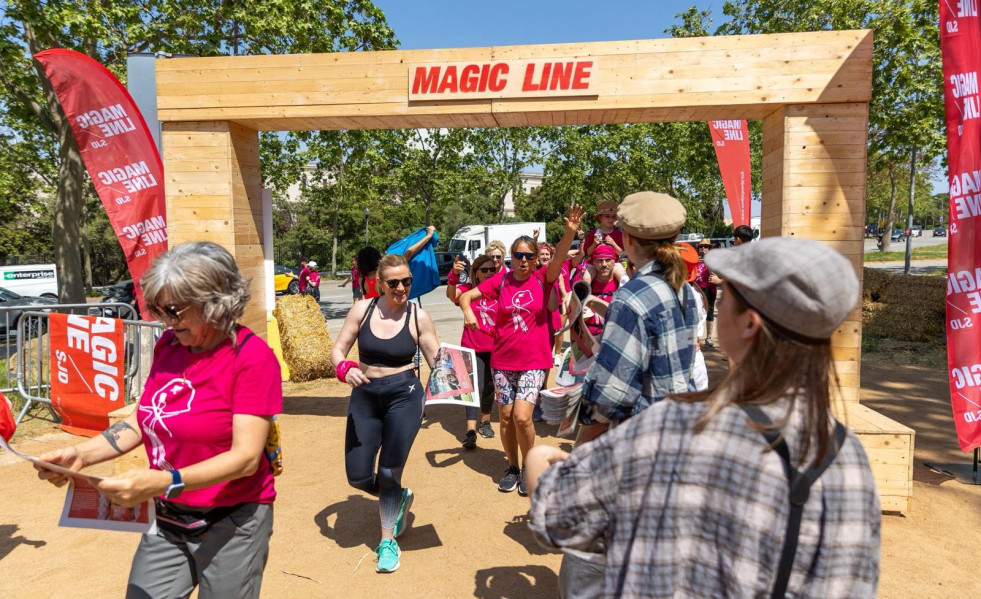La 13 caminata solidaria Magic Line recauda 350.000 euros para Sant Joan de Déu.