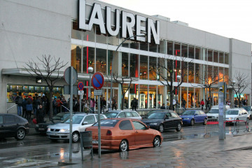 Foto cine Lauren