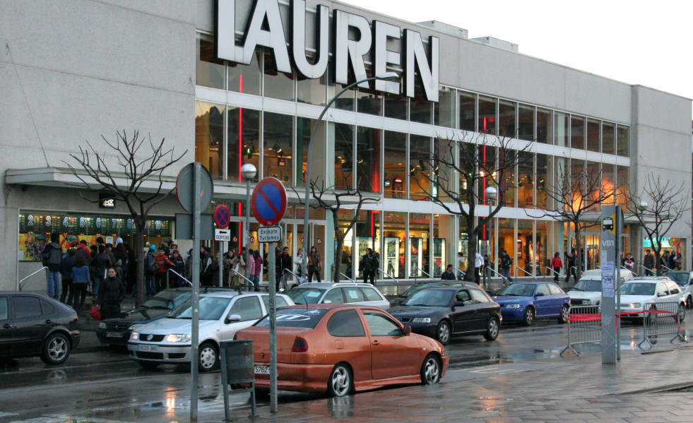 Foto cine Lauren