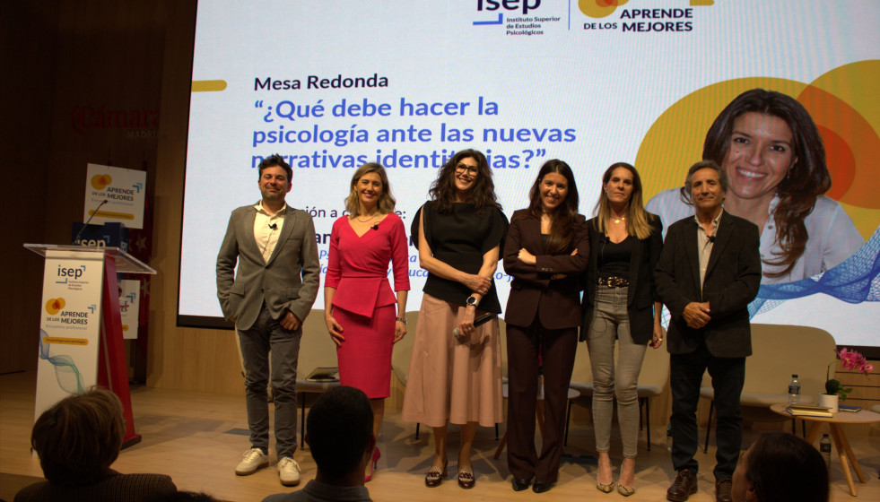 Momento del seminario 'Aprende de los mejores: Cuando la identidad se convierte en conflicto: claves para intervenir en adolescencia', celebrado en Madrid este jueves