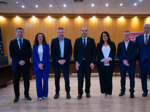 Lres conseller dalmau 140526 0034 redim enc w518 h388