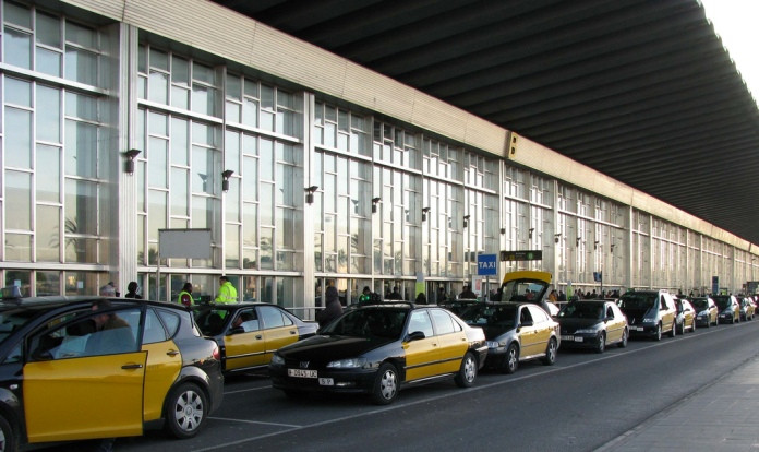 ParadadetaxisaeropuertodeBarcelona