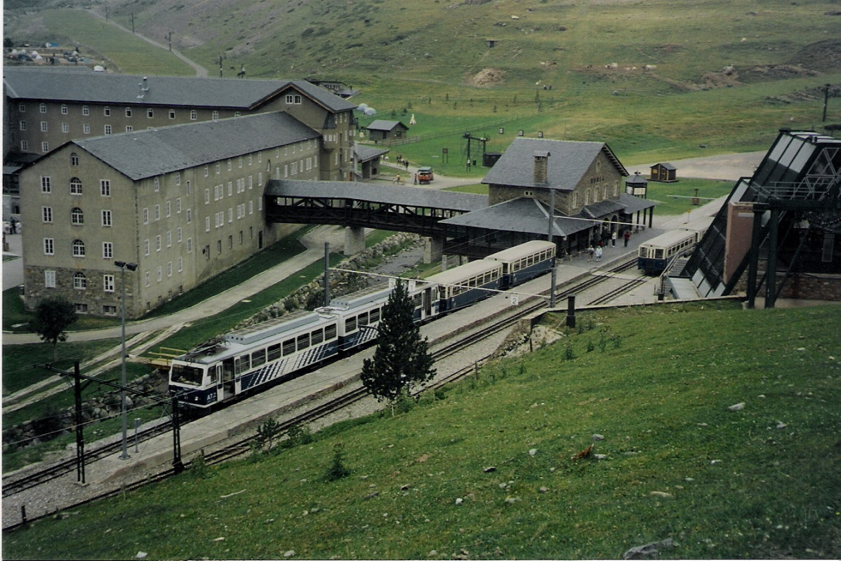 Turismo y viajes   Skitren y TreNaturaNuria.Estaciou0301n cremallera