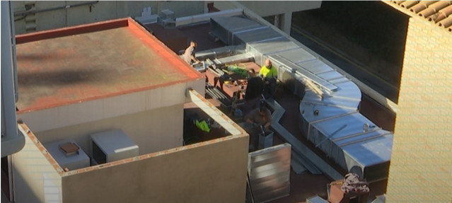 Obras de ventilación en una macrococina en Barcelona