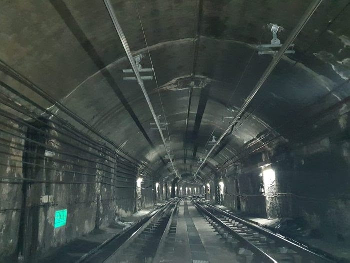 El túnel de Ferrocarrils de la Generalitat de Catalunya (FGC) en L'Hospitalet de Llobregat (Barcelona)
