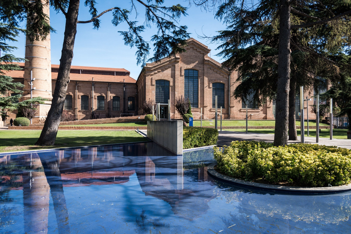 Fachada del Museo de las Aguas en Cornellà de Llobregat (Barcelona)