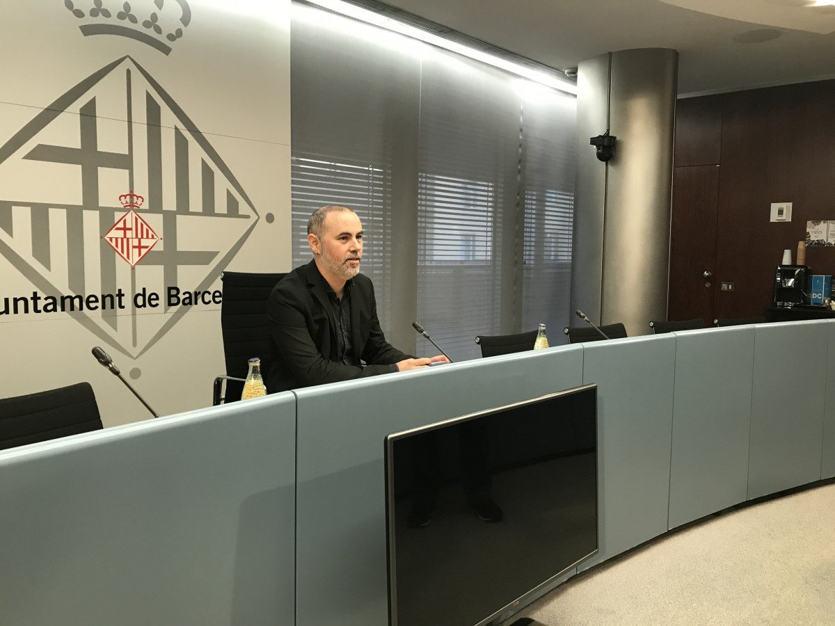 Archivo - El concejal de Emergencia Climática y Transición Ecológica de Barcelona, Eloi Badia, en rueda de prensa sobre la ZBE, en Barcelona, el 2 de enero de 2020. - Archivo