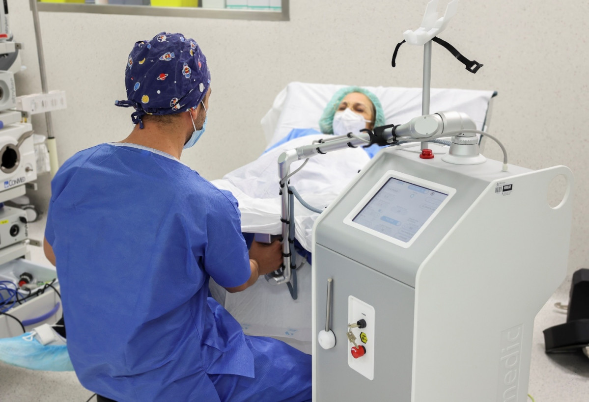 El Hospital de Bellvitge incorpora un láser de CO2 para el tratamiento de los síntomas de atrofia y sequedad vaginal