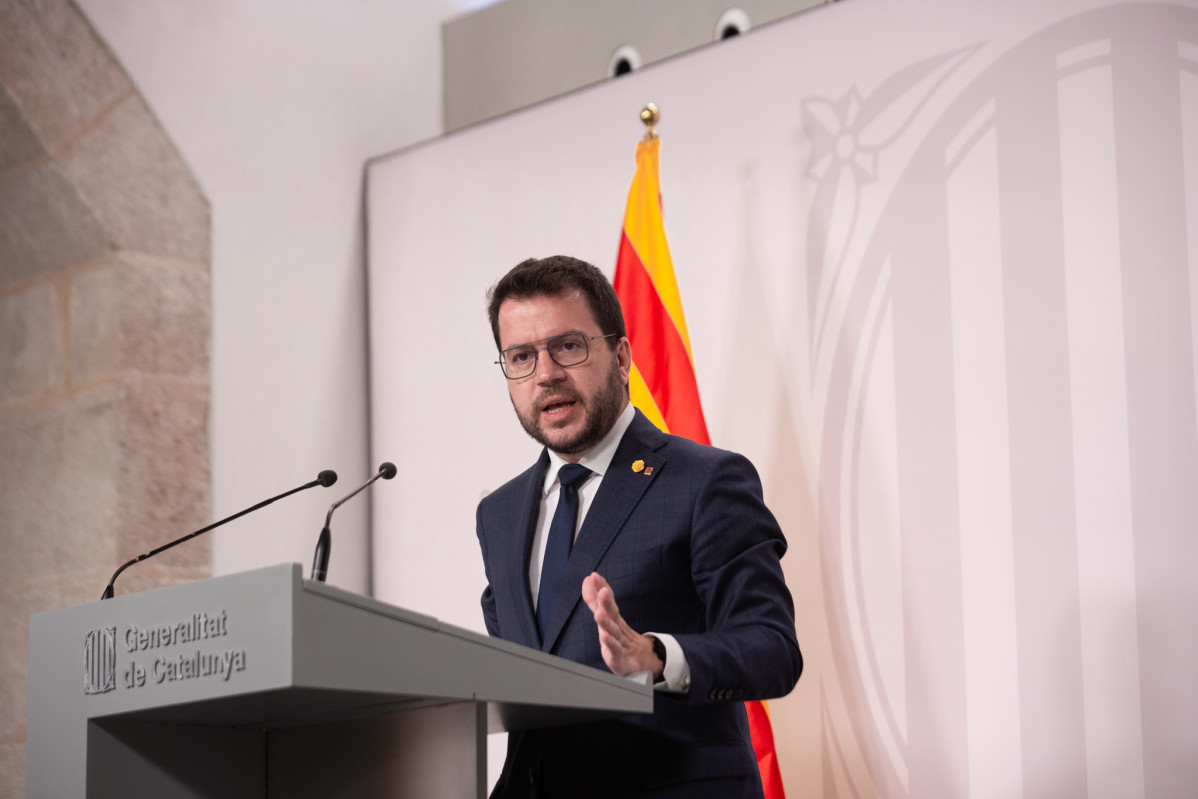 El presidente de la Generalitat, Pere Aragonès, comparece tras la celebración del Consell Executiu en el Palau de la Generalitat, a 2 de agosto de 2022, en Barcelona, Catalunya (España). Durante la rueda de prensa, el presidente de la Generalitat ha apost