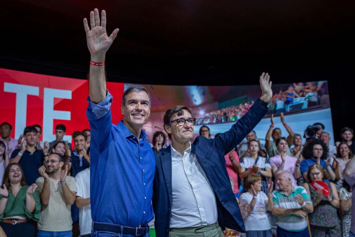 El presidente del Gobierno de España y secretario general del PSOE, Pedro Sánchez, interviene en un mitin electoral, en el Palacio de Congresos, a 16 de julio de 2023, en Barcelona, Catalunya (España). Este mitin electoral del PSOE se enmarca dentro de la